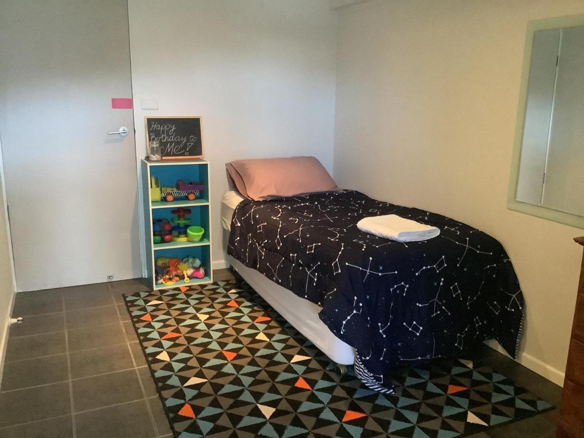 Studio Apartment With Seaview Еърли Бийч Екстериор снимка